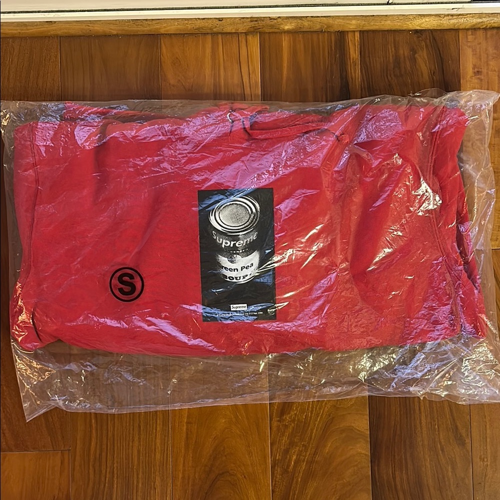 Supreme soup can hoodie in red